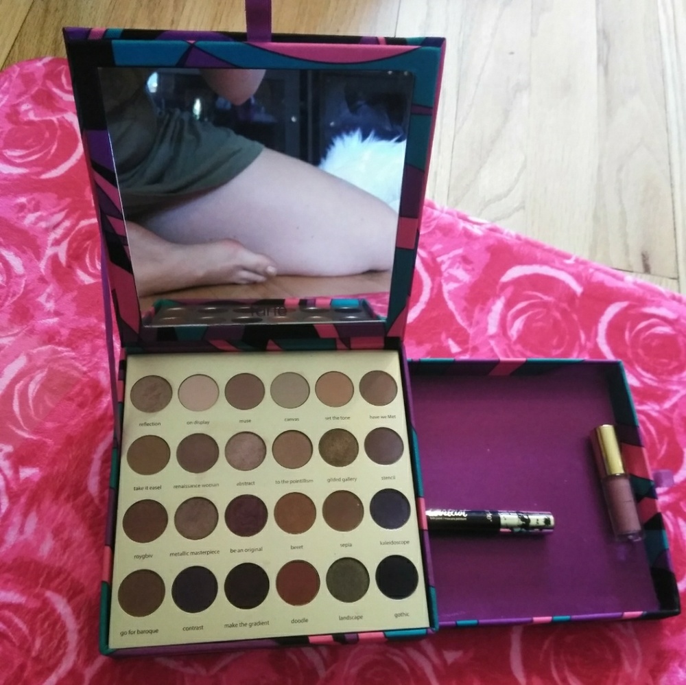 Tarte eyeshadow box set bundle
